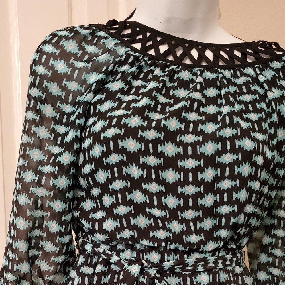 Seguin Heart Women medium 3/4 long sleeves 100% polyester. - Picture 4 of 15